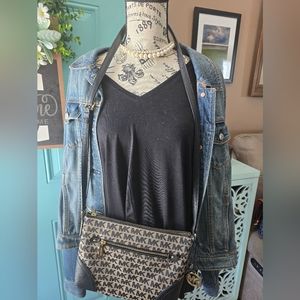 Michael Kors Black and Tan Crossbody Bag